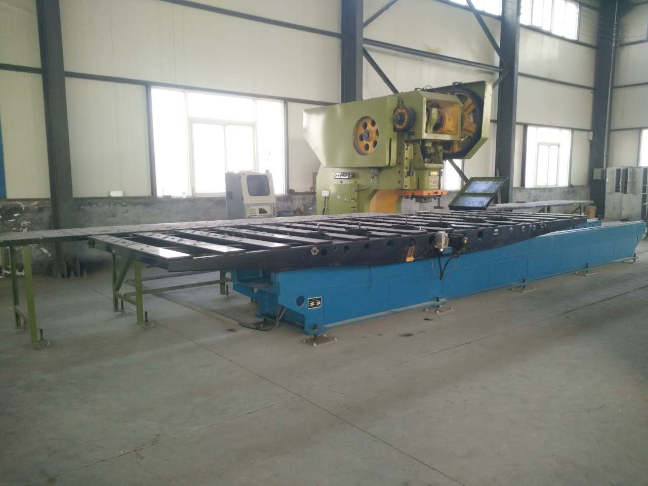 Horizontal planer