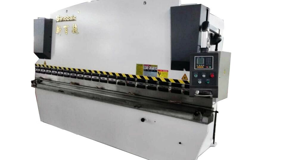 Hydraulic bending machine