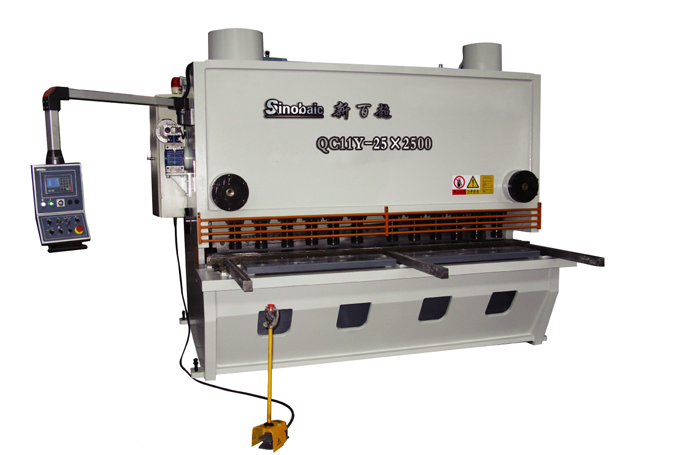 High speed gate type hydraulic shearing machine