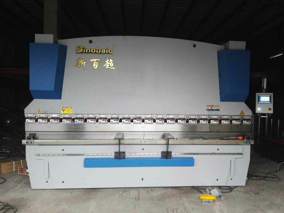 Button axis synchronous CNC bending machine
